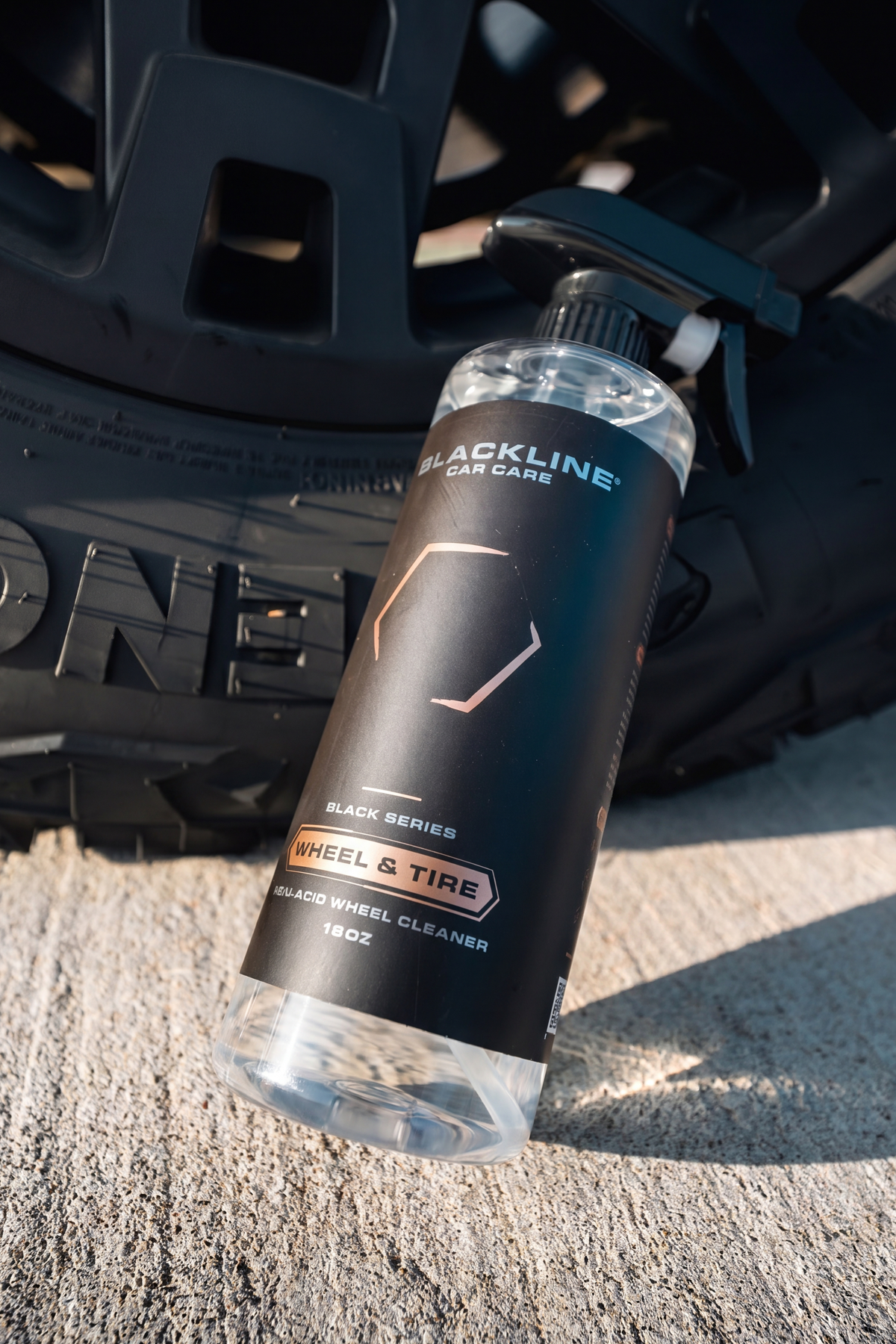 BLACKLINE® Non-Acid Wheel & Tire Cleaner – Brake Dust & Grime