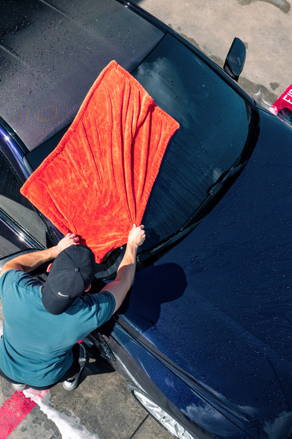 BLACKLINE® 1300 GSM Twisted-Loop Microfiber Car Drying Towel – 2 x 3 ft