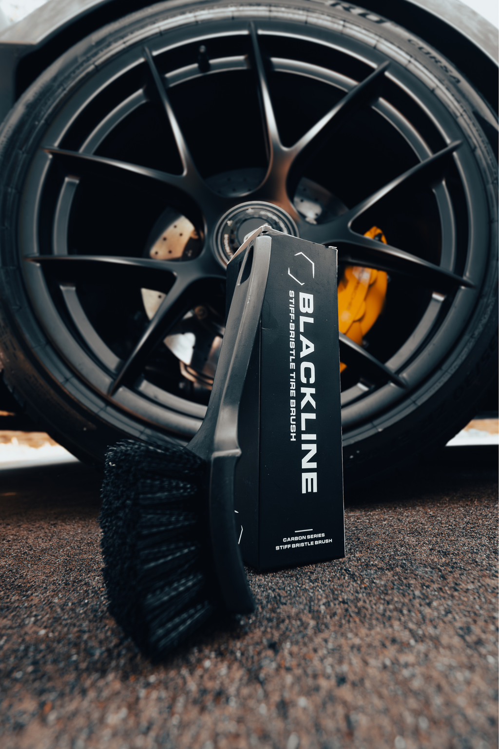 BLACKLINE® Stiff-Bristle Tire, Floor Mat & Carpet Brush