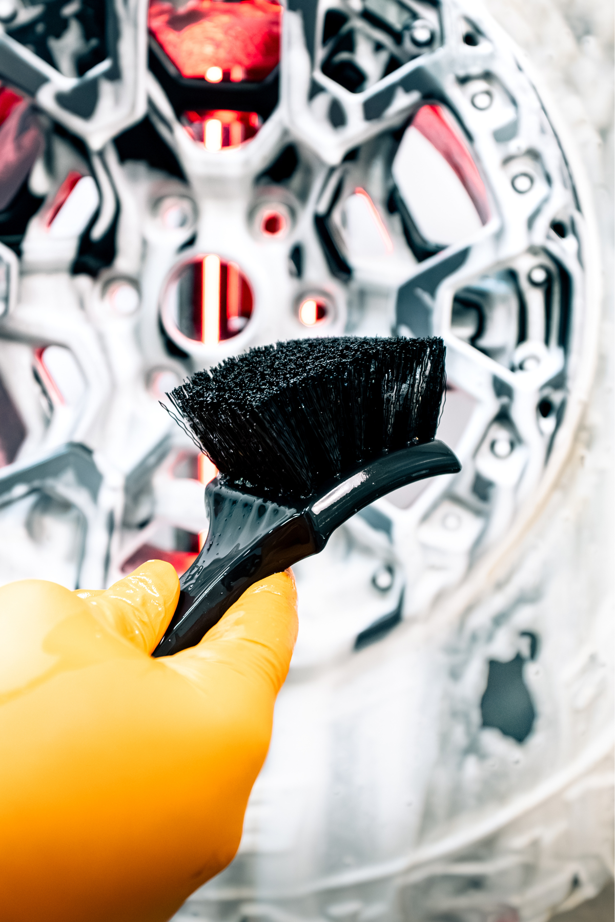BLACKLINE® Stiff-Bristle Tire, Floor Mat & Carpet Brush