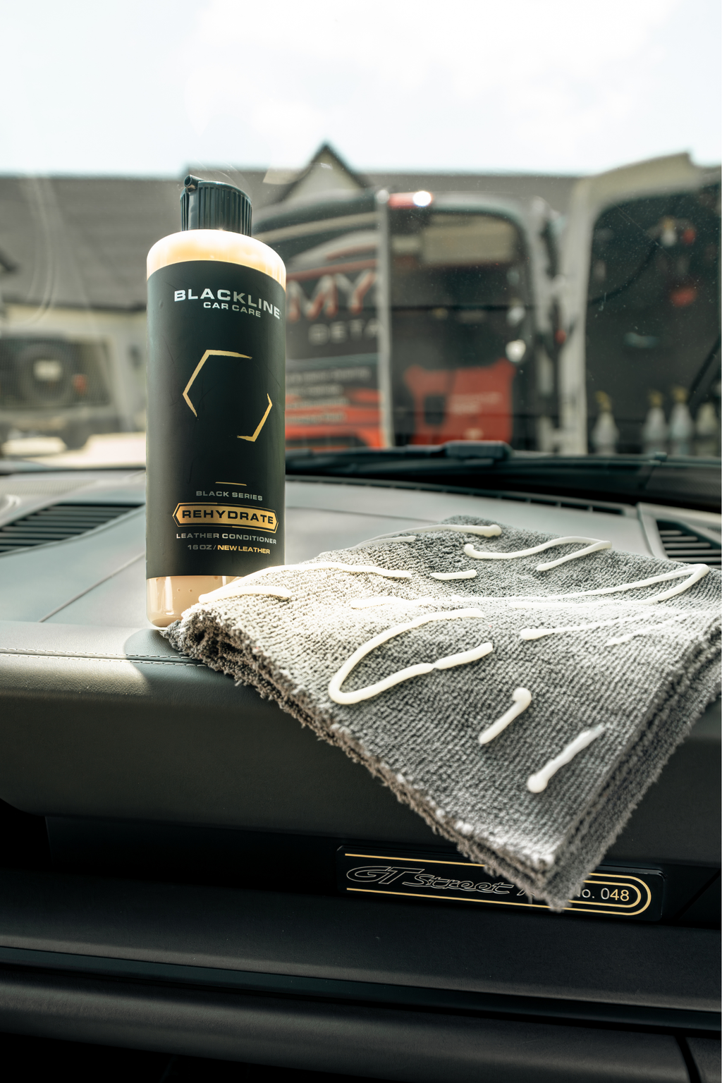 BLACKLINE® Rehydrate Automotive Leather Conditioner & Protectant