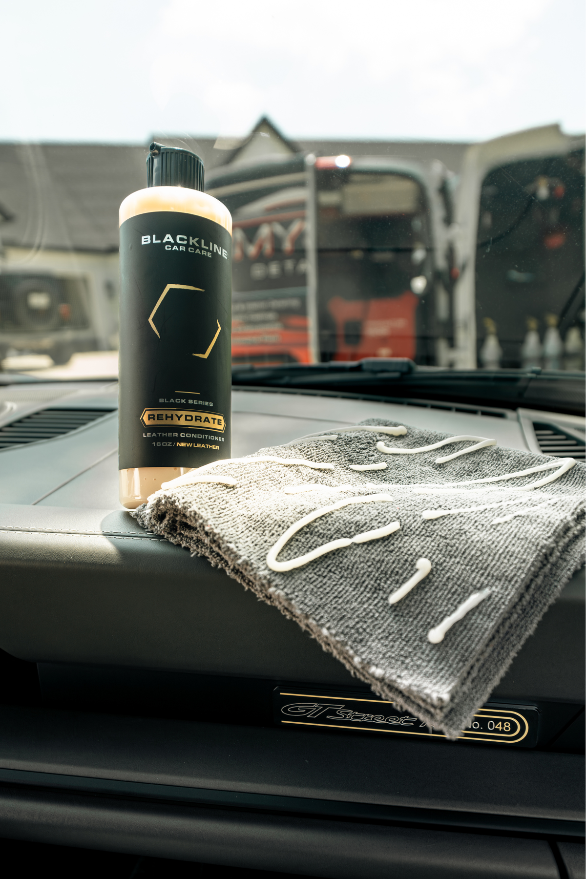 BLACKLINE® Rehydrate Automotive Leather Conditioner & Protectant