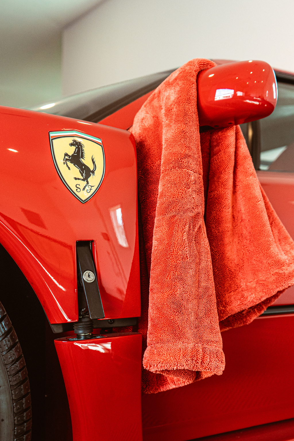 BLACKLINE® 1300 GSM Twisted-Loop Microfiber Car Drying Towel – 2 x 3 ft