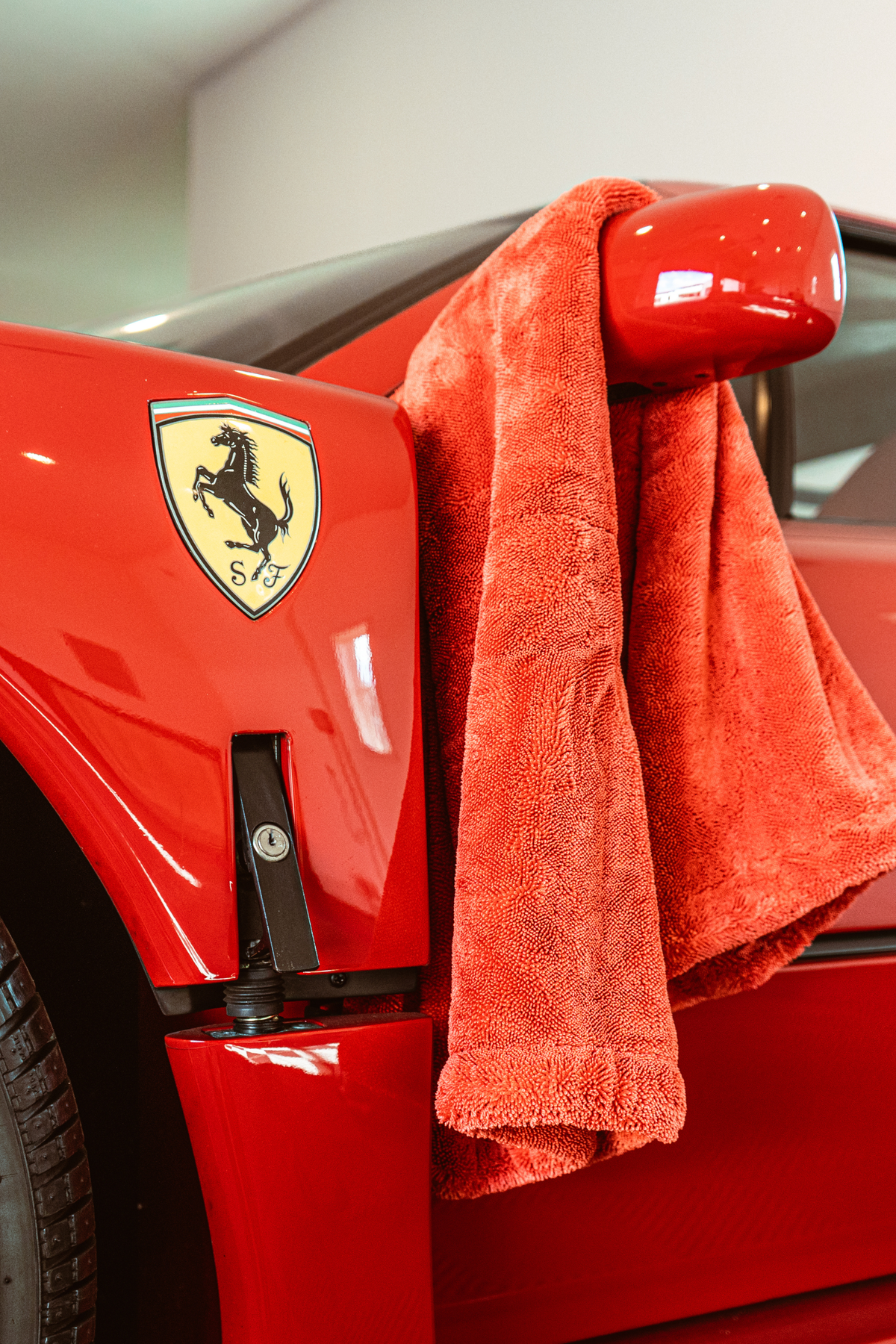 BLACKLINE® 1300 GSM Twisted-Loop Microfiber Car Drying Towel – 2 x 3 ft